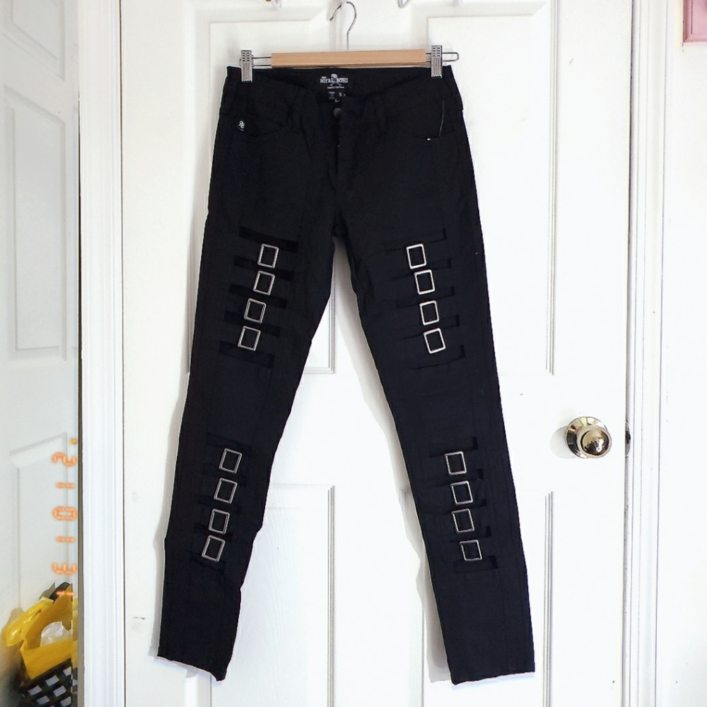 Black Jeans